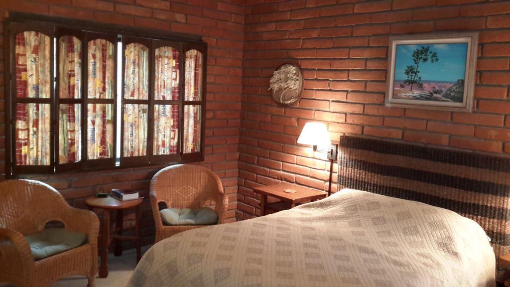 Desert Trails Bed & Breakfast Tanque Verde Room photo