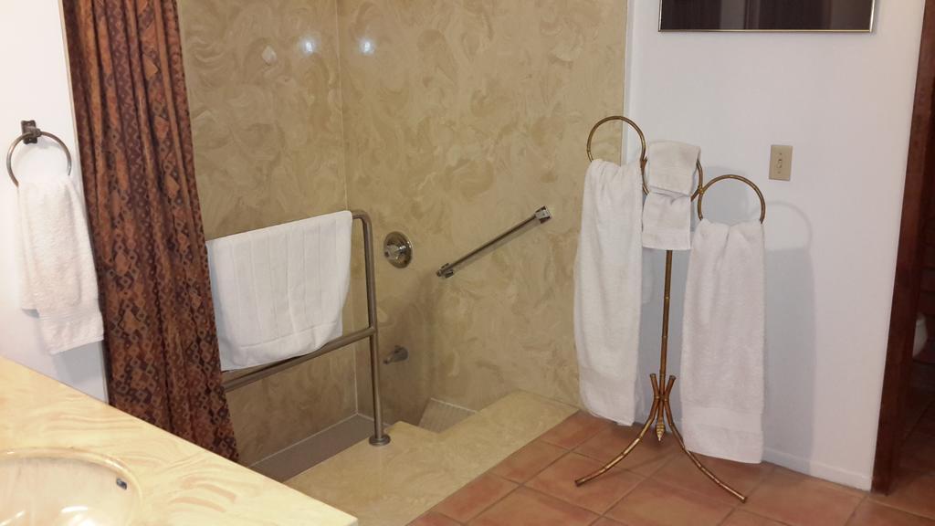 Desert Trails Bed & Breakfast Tanque Verde Room photo